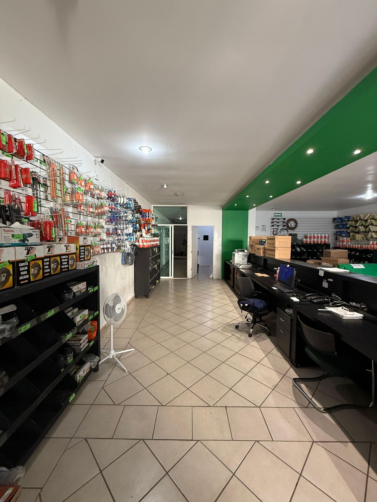 BODEGA EN RENTA EN PROLONGACION ACUEDUCTO, MORELIA