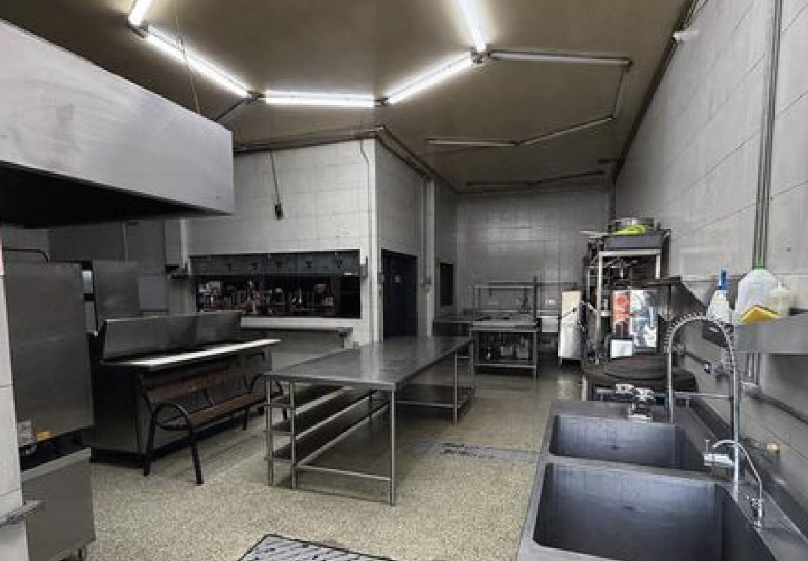 EDIFICIO EN VENTA/RENTA EN AV. ACUEDUCTO, MORELIA.