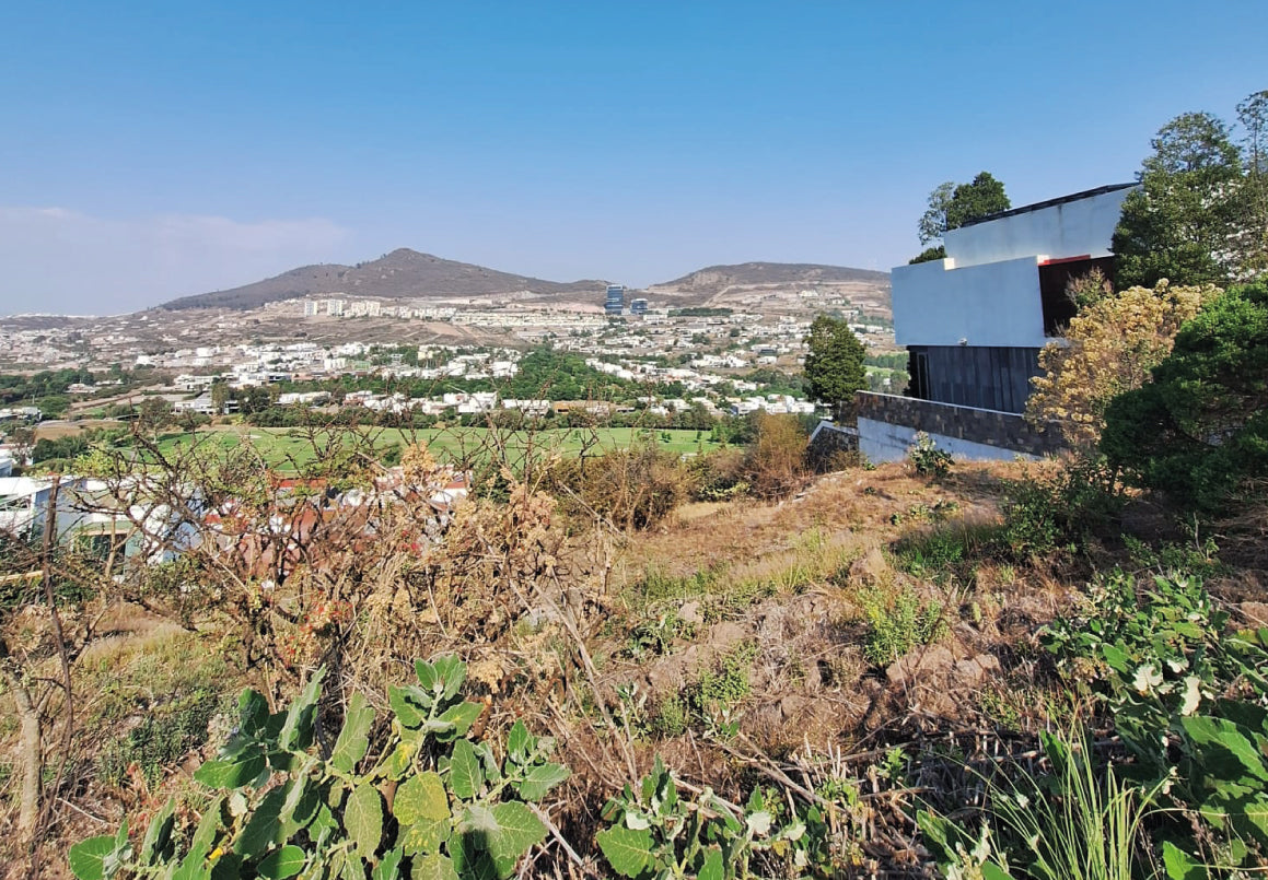 TERRENO EN VENTA EN CLUB Y DENTRO DEL CAMPO DE GOLF TRES MARIAS, MORELIA