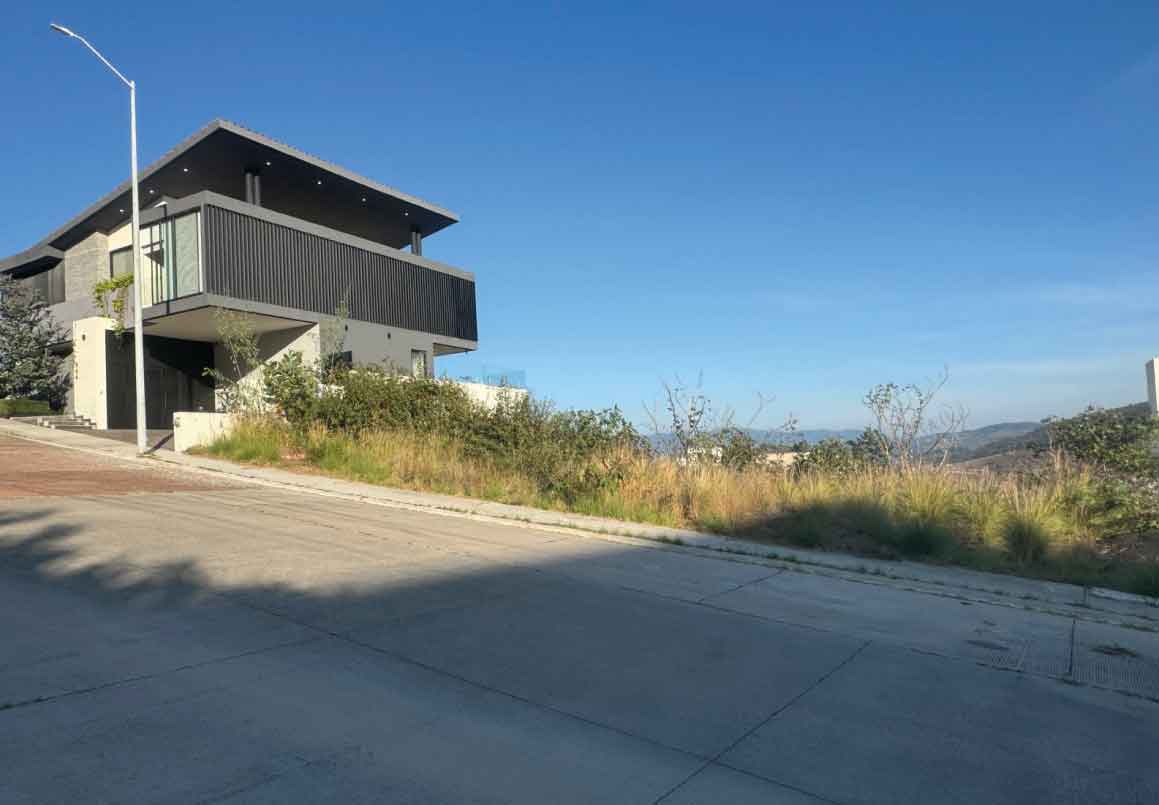 TERRENO EN VENTA EN ARBOLEDAS TRES MARIAS, MORELIA