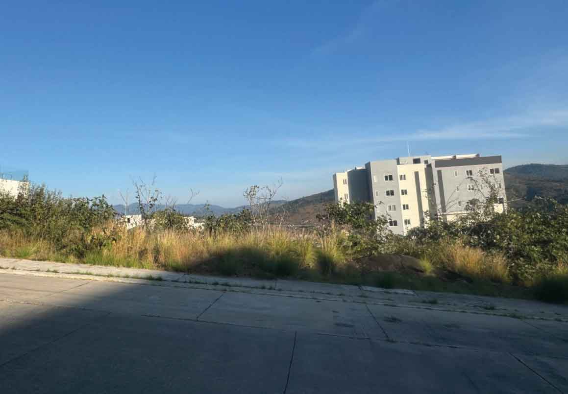 TERRENO EN VENTA EN ARBOLEDAS TRES MARIAS, MORELIA