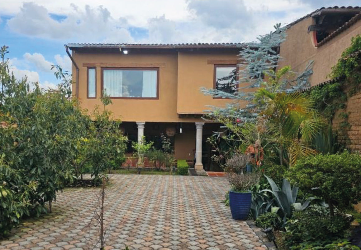 CASA RESIDENCIAL EN VENTA EN PATZCUARO, MICHOACAN