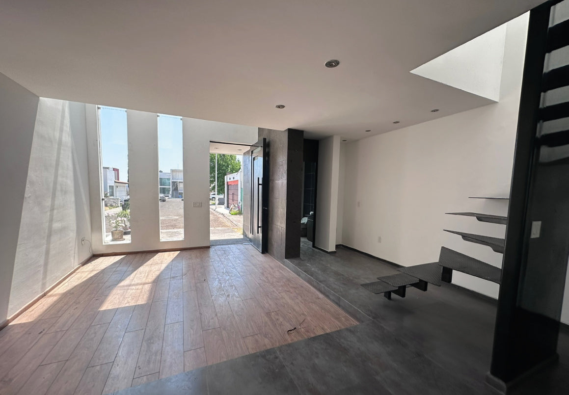 CASA EN RENTA EN TRES MARIAS, MORELIA