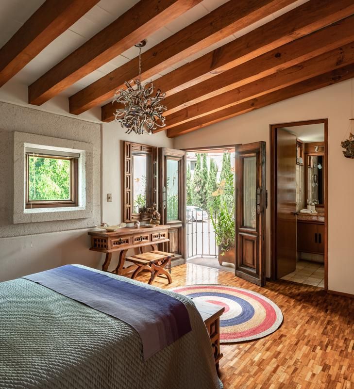 CASA RESIDENCIAL EN VENTA EN FRACCIONAMIENTO PRIVADO EN SANTA MARIA DE GUIDO, MORELIA
