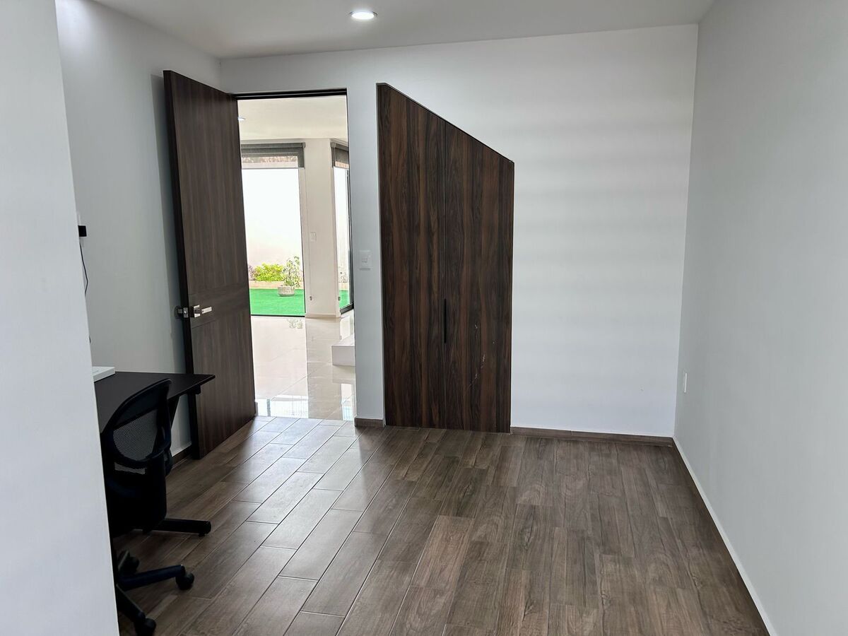 CASA EN VENTA EN LOMALTA TRES MARIAS, MORELIA