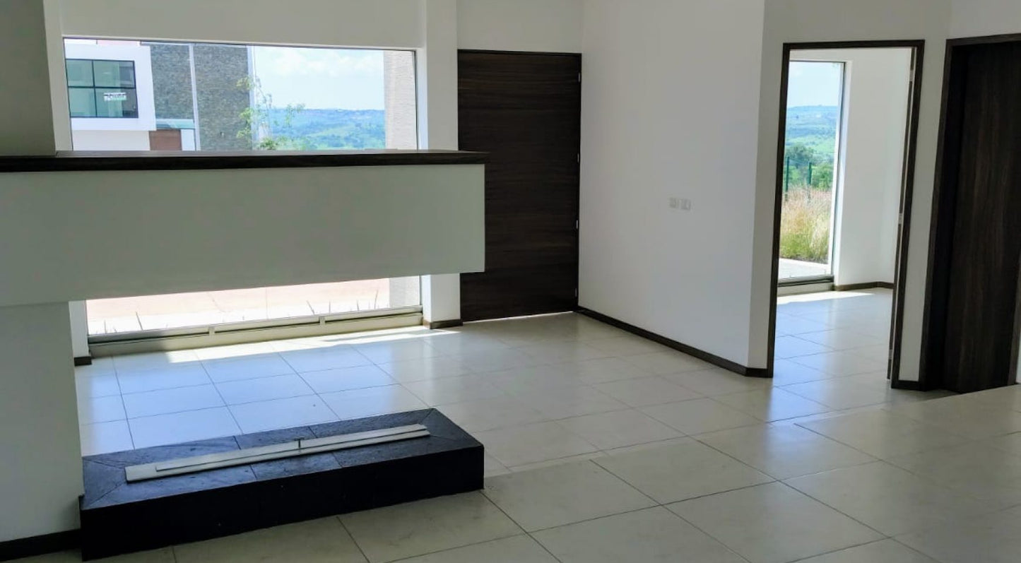 CASA EN VENTA EN LOMALTA TRES MARIAS, MORELIA