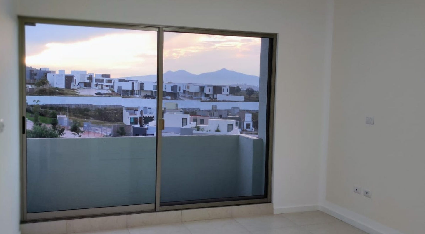CASA EN VENTA EN LOMALTA TRES MARIAS, MORELIA