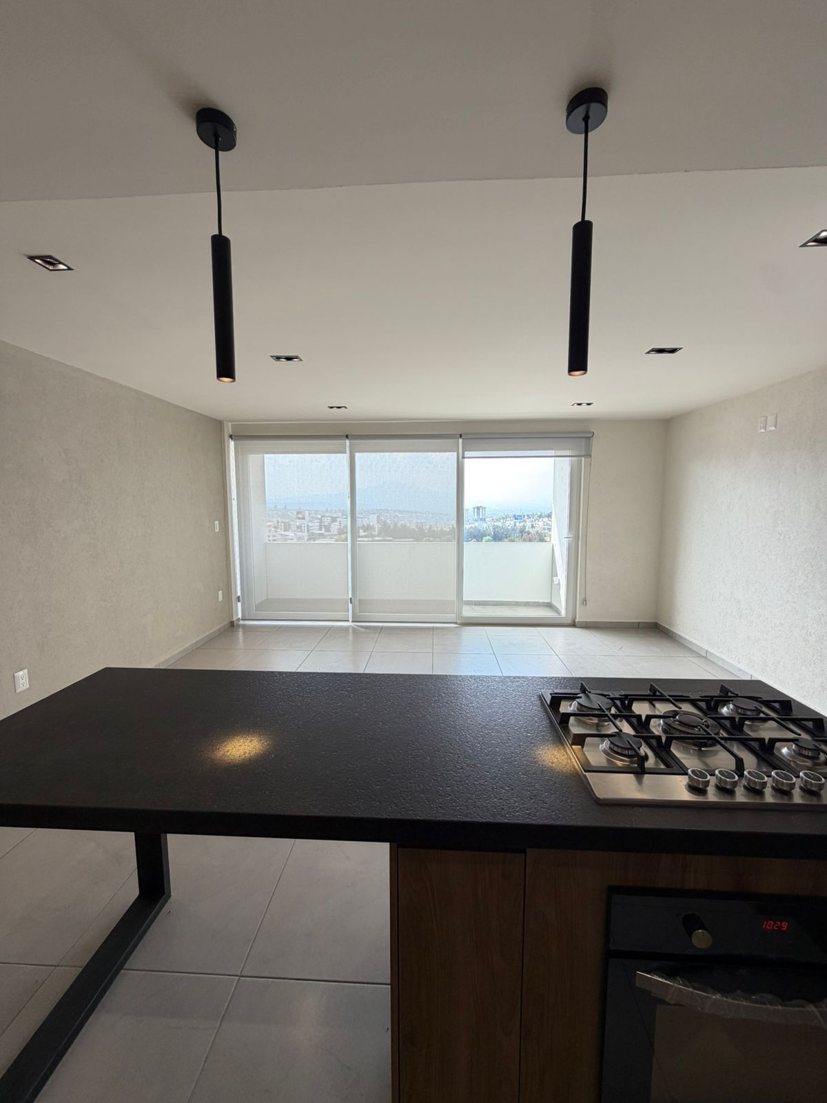 DEPARTAMENTO EN RENTA EN TORRE NATURA ALTOZANO, MORELIA