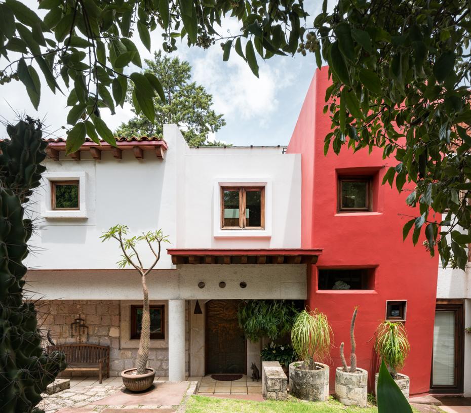 CASA RESIDENCIAL EN VENTA EN FRACCIONAMIENTO PRIVADO EN SANTA MARIA DE GUIDO, MORELIA