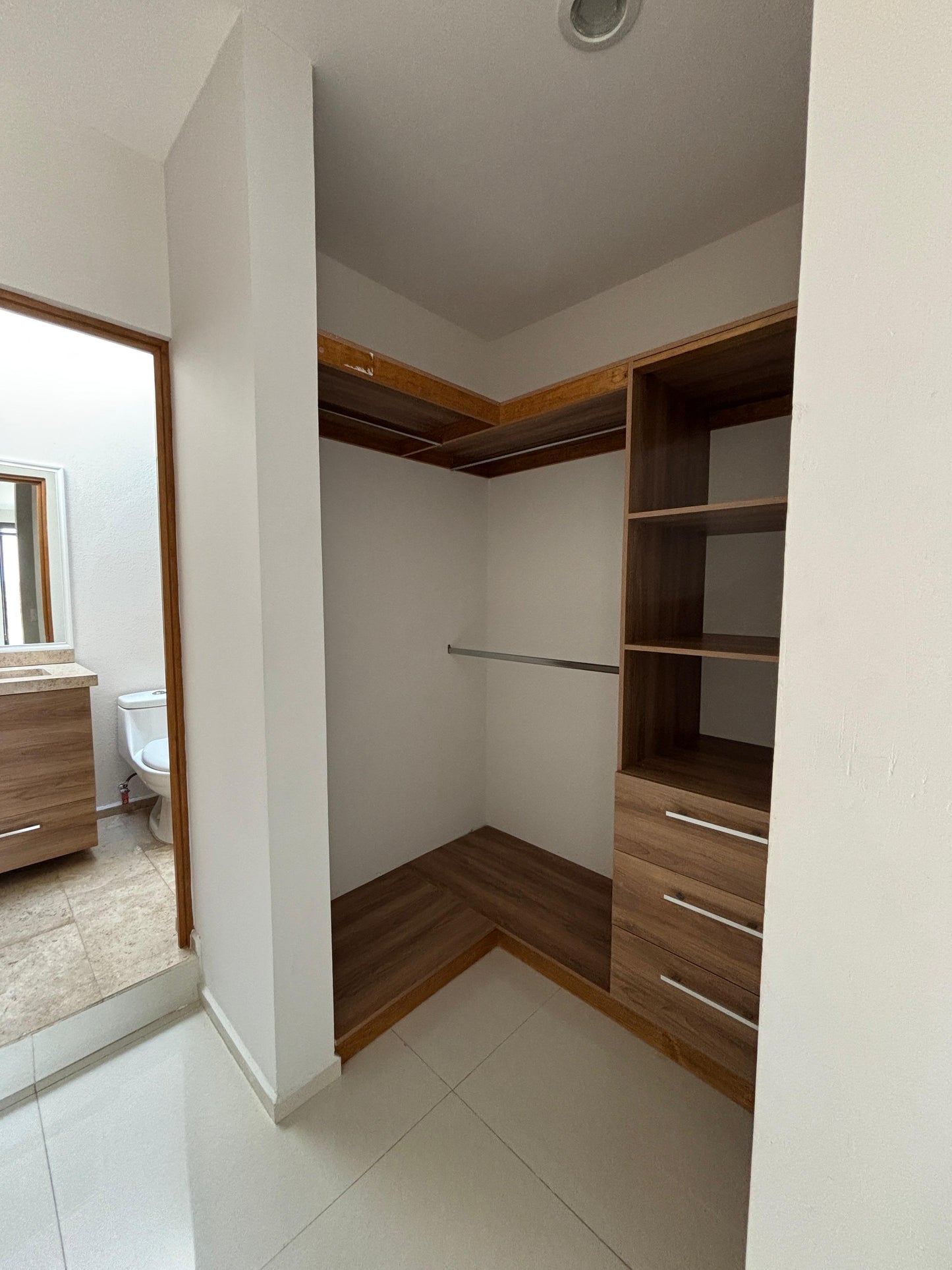 CASA EN VENTA/RENTA PASEO DEL PARQUE TRES MARIAS, MORELIA