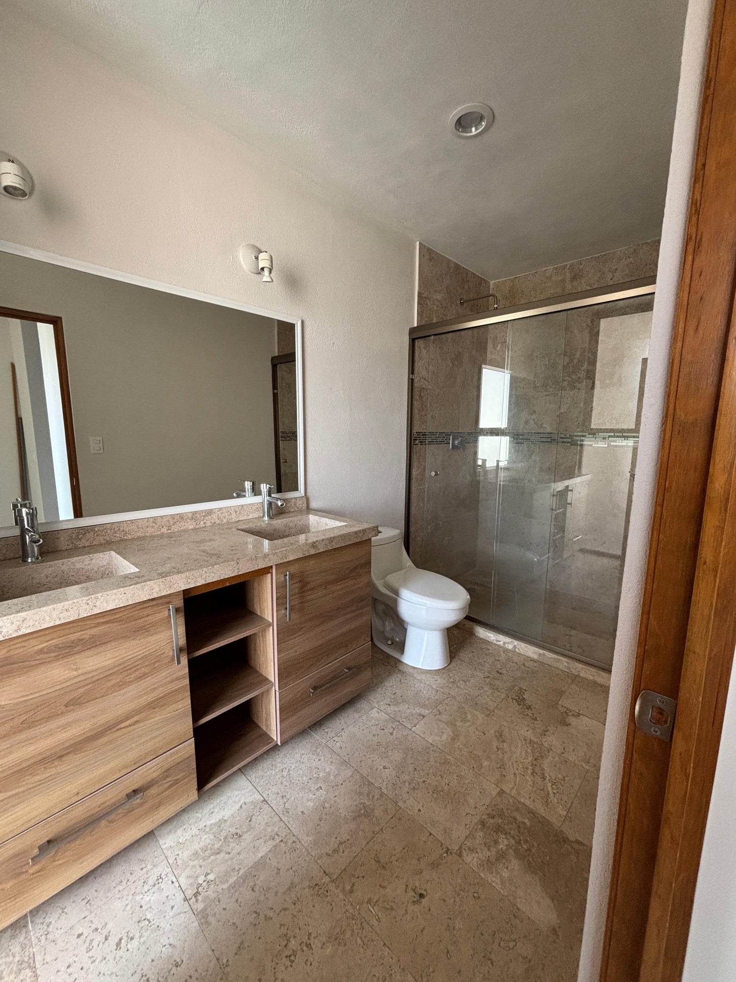 CASA EN VENTA/RENTA PASEO DEL PARQUE TRES MARIAS, MORELIA