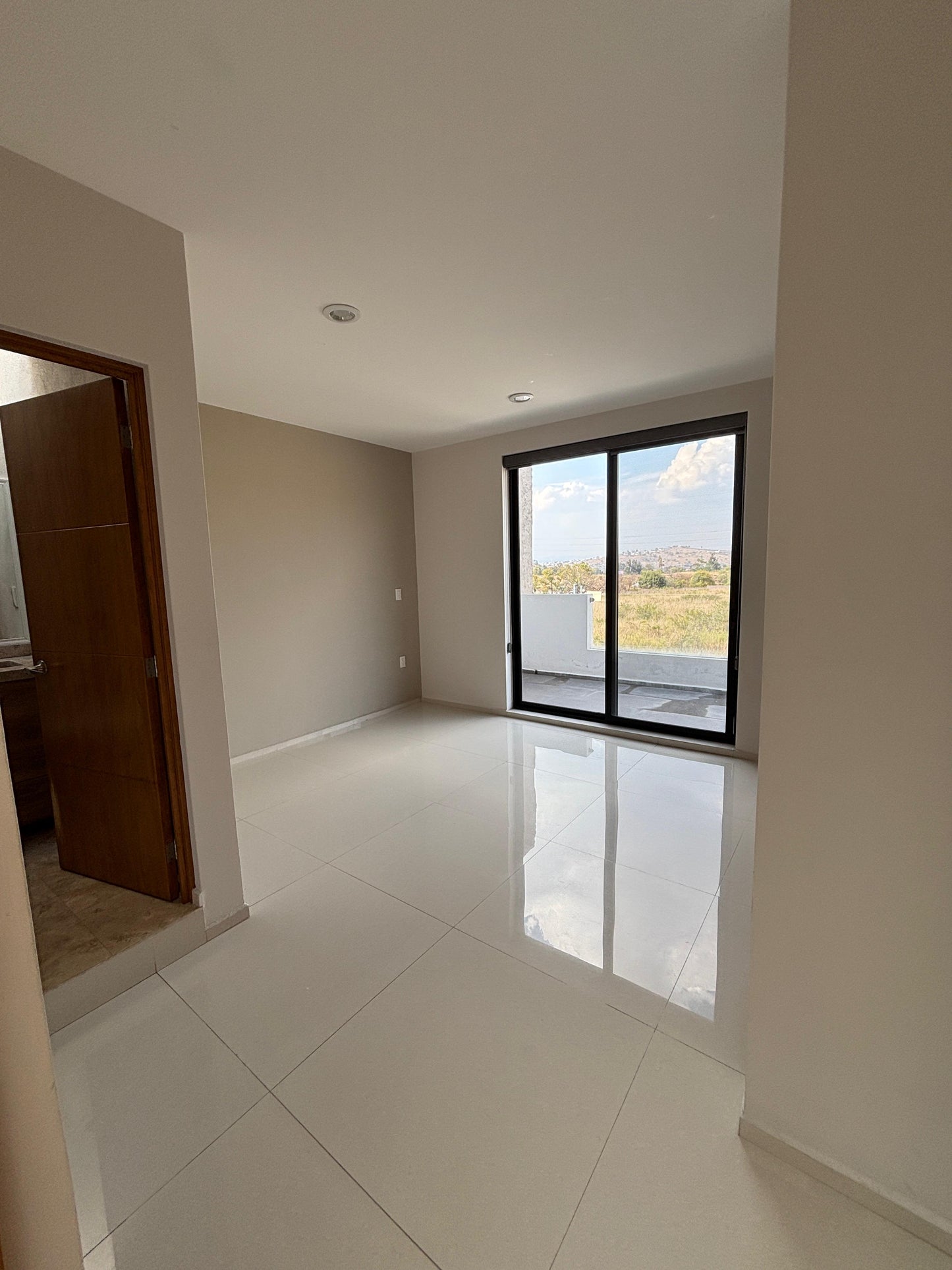 CASA EN VENTA/RENTA PASEO DEL PARQUE TRES MARIAS, MORELIA