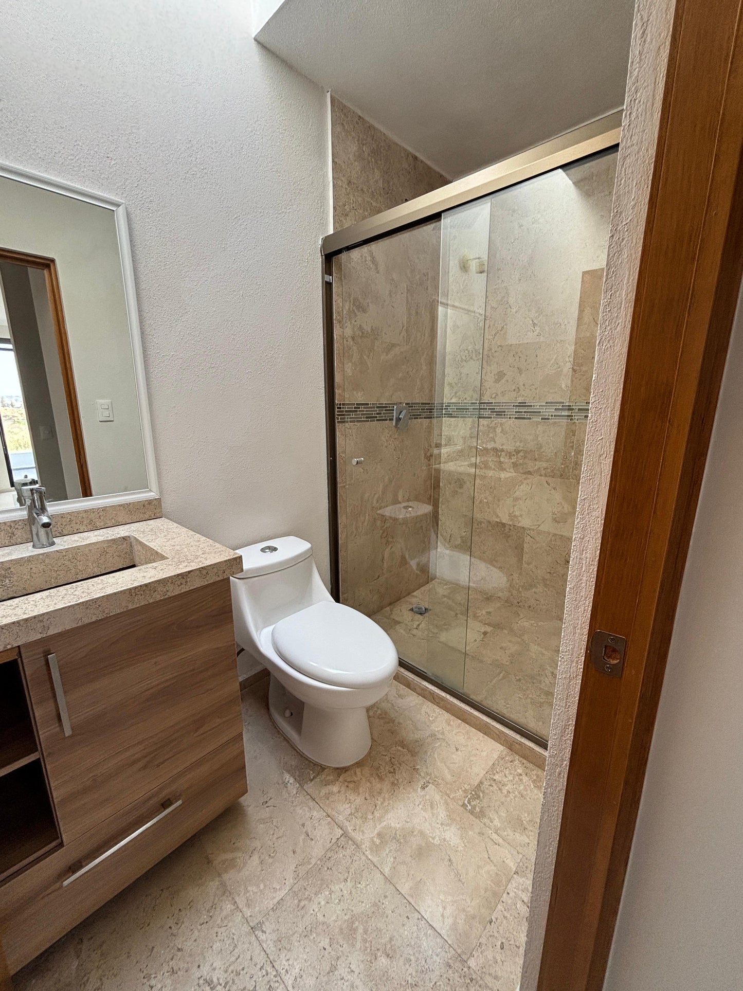 CASA EN VENTA/RENTA PASEO DEL PARQUE TRES MARIAS, MORELIA