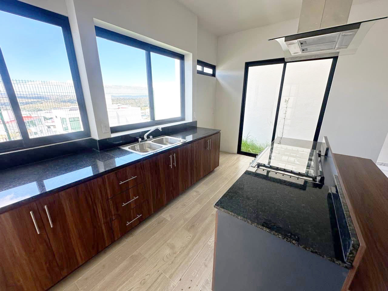 CASA EN VENTA EN LOMALTA TRES MARIAS, MORELIA