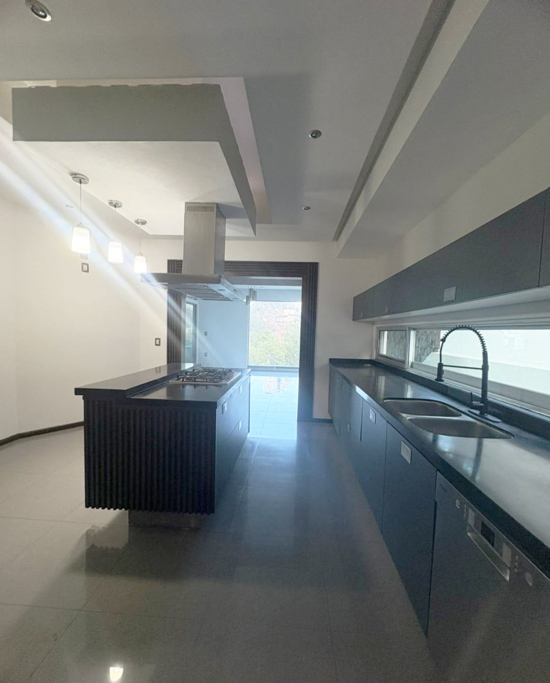 CASA EN RENTA EN CLUB Y DENTRO DEL CAMPO DE GOLF ALTOZANO, MORELIA