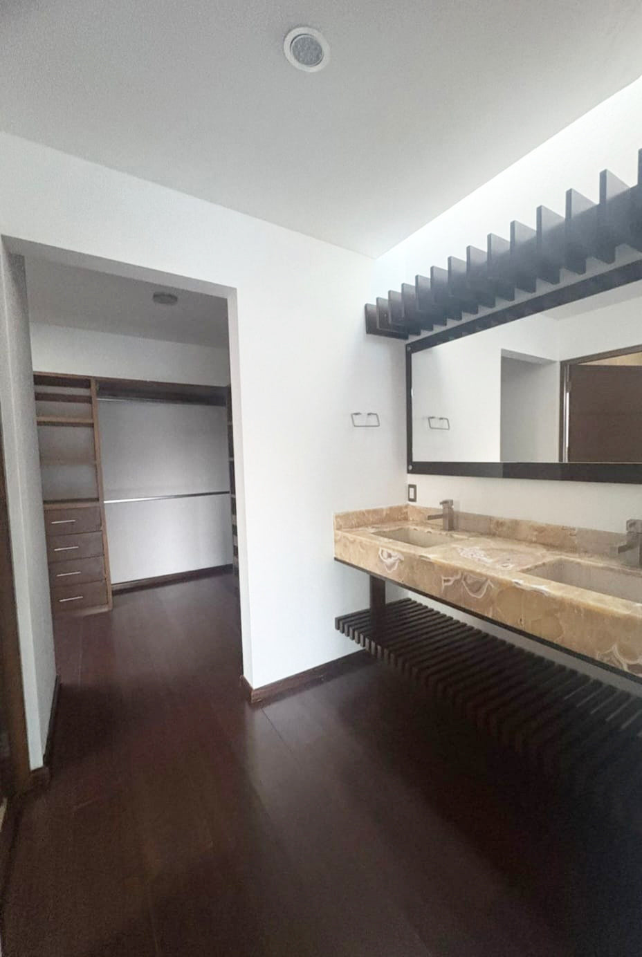CASA EN RENTA EN CLUB Y DENTRO DEL CAMPO DE GOLF ALTOZANO, MORELIA
