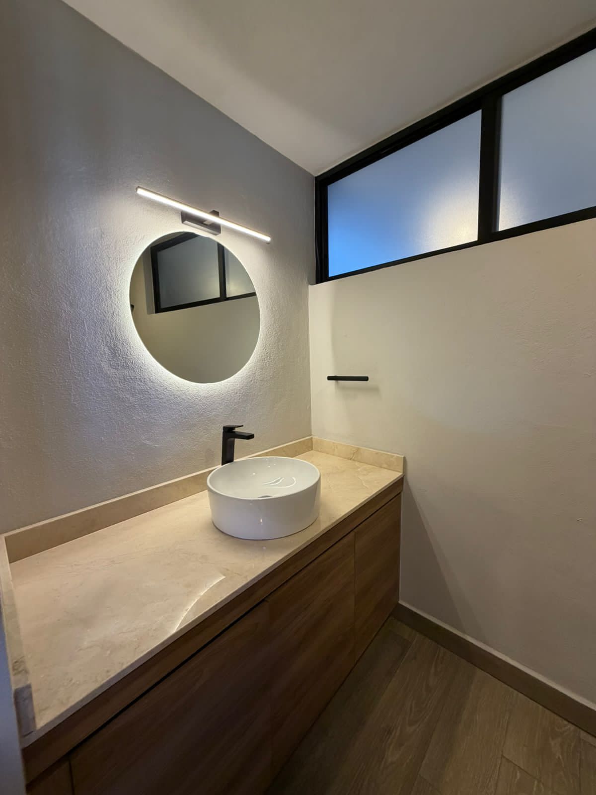 CASA CON LOCAL COMERCIAL EN VENTA EN CHAPULTEPEC SUR, MORELIA