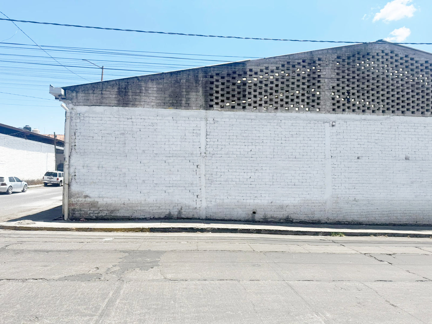 BODEGA EN RENTA EN AV. MADERO ORIENTE, MORELIA