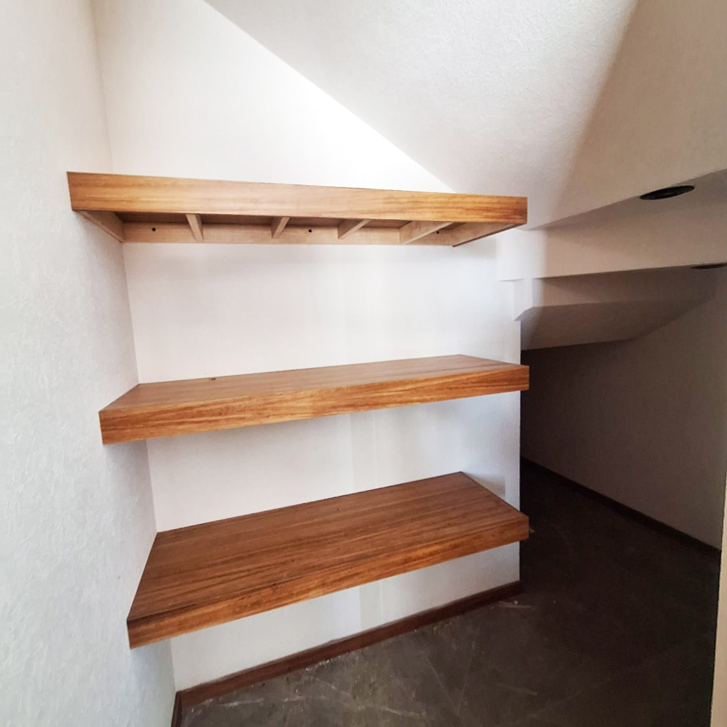 CASA EN VENTA EN RINCON DE LA MONTAÑA, MORELIA