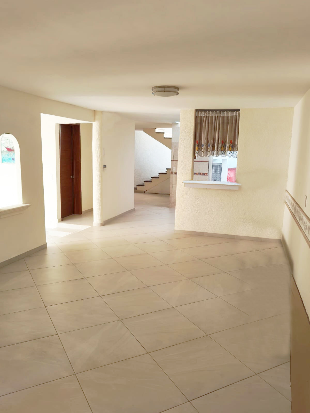CASA EN VENTA ATRAS DEL COSTCO, MORELIA