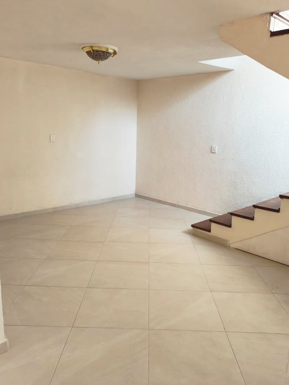CASA EN VENTA ATRAS DEL COSTCO, MORELIA