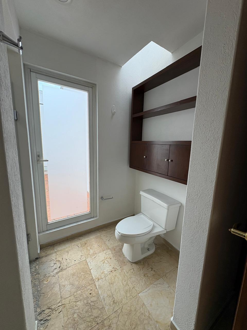 CASA EN RENTA EN ALTOZANO, MORELIA