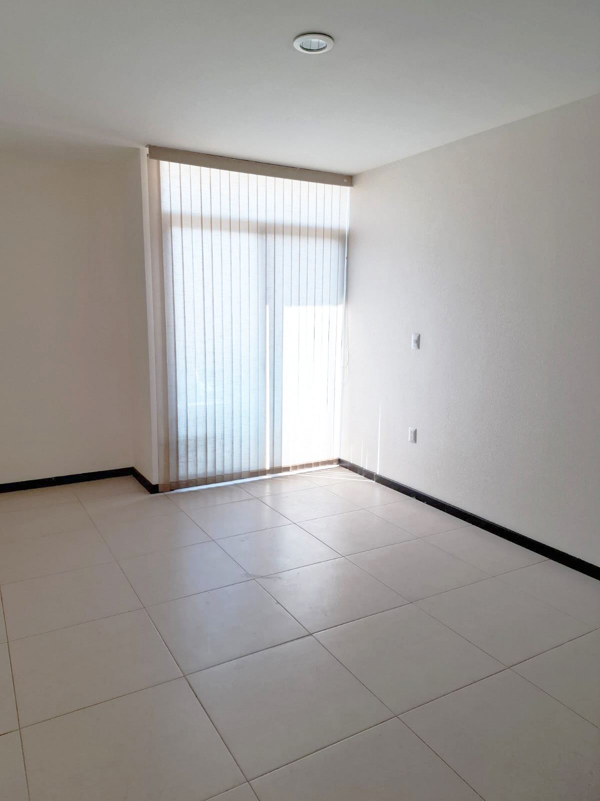 CASA EN RENTA EN AGUILAS ALTOZANO, MORELIA