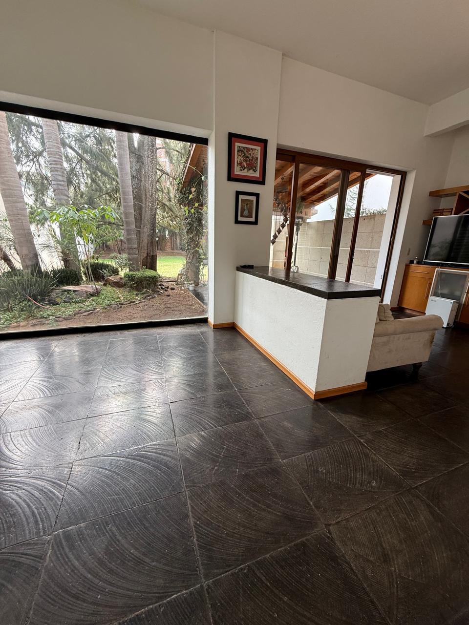 CASA RESIDENCIAL EN VENTA EN VILLA LOMAS DEL PARAISO, MORELIA