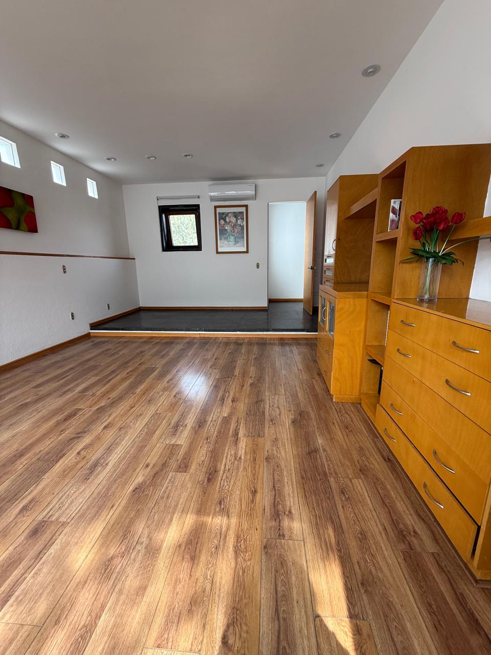 CASA RESIDENCIAL EN VENTA EN VILLA LOMAS DEL PARAISO, MORELIA
