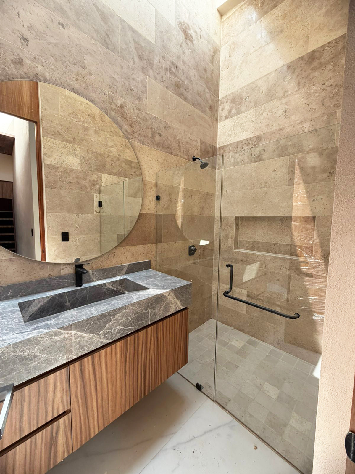 CASA EN VENTA EN CLUB Y DENTRO DEL CAMPO DE GOLF ALTOZANO, MORELIA