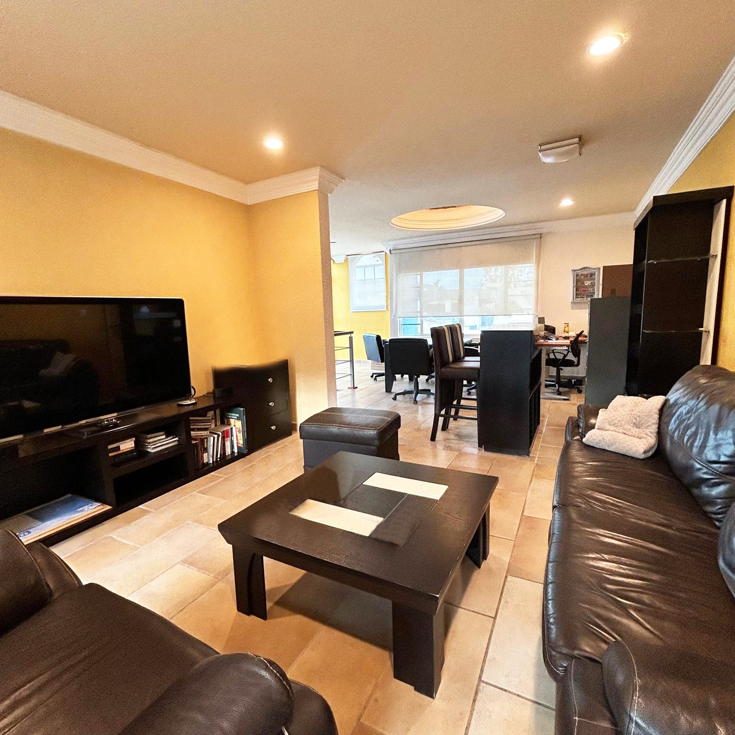 CASA EN VENTA EN BOSQUE CAMELINAS, MORELIA