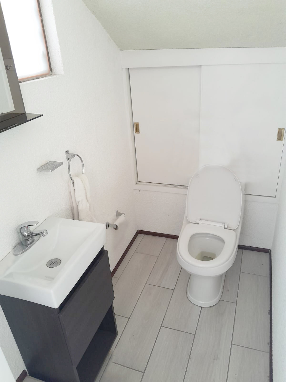CASA EN VENTA EN FELIX IRETA, MORELIA