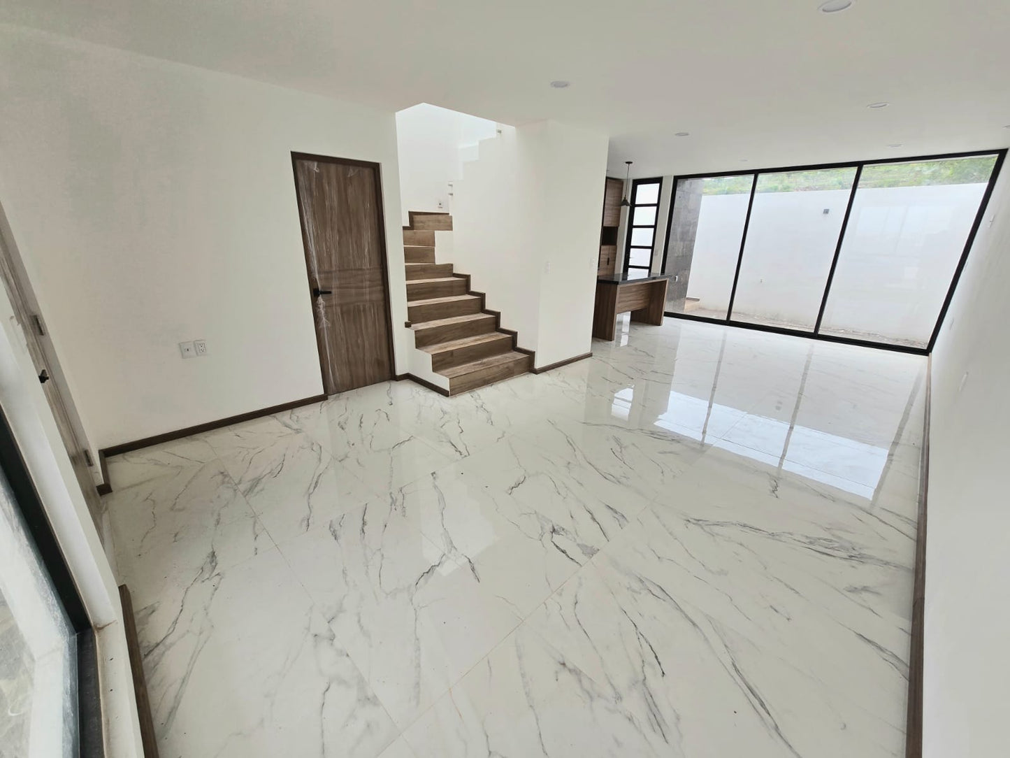 CASA EN VENTA EN CAÑADAS DEL BOSQUE TRES MARIAS, MORELIA