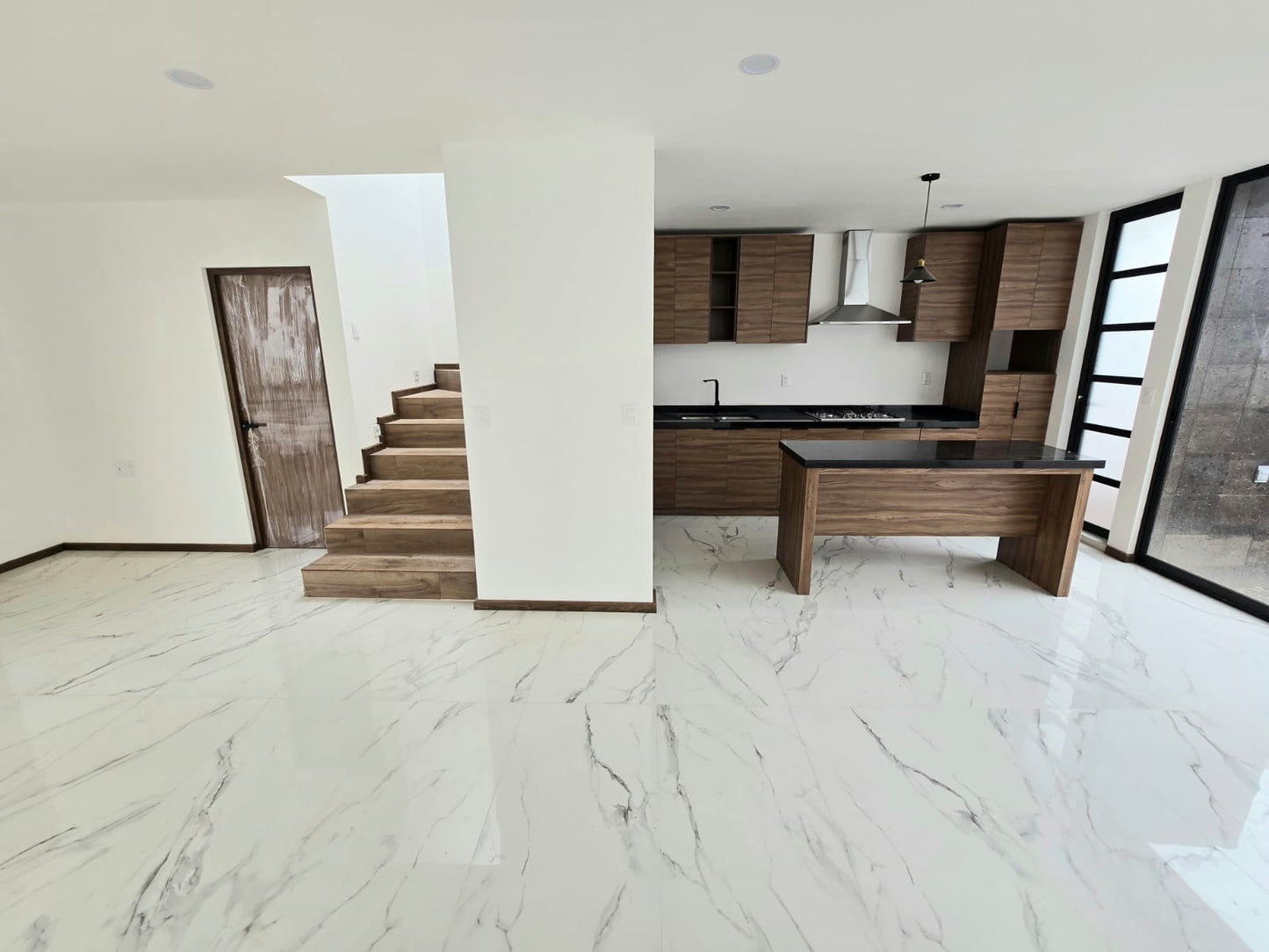 CASA EN VENTA EN CAÑADAS DEL BOSQUE TRES MARIAS, MORELIA