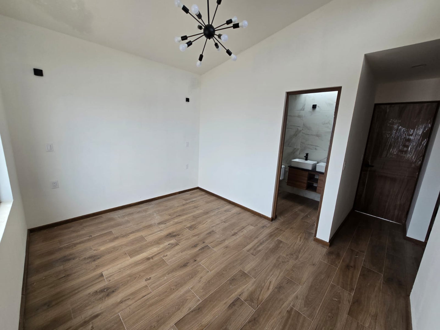 CASA EN VENTA EN CAÑADAS DEL BOSQUE TRES MARIAS, MORELIA