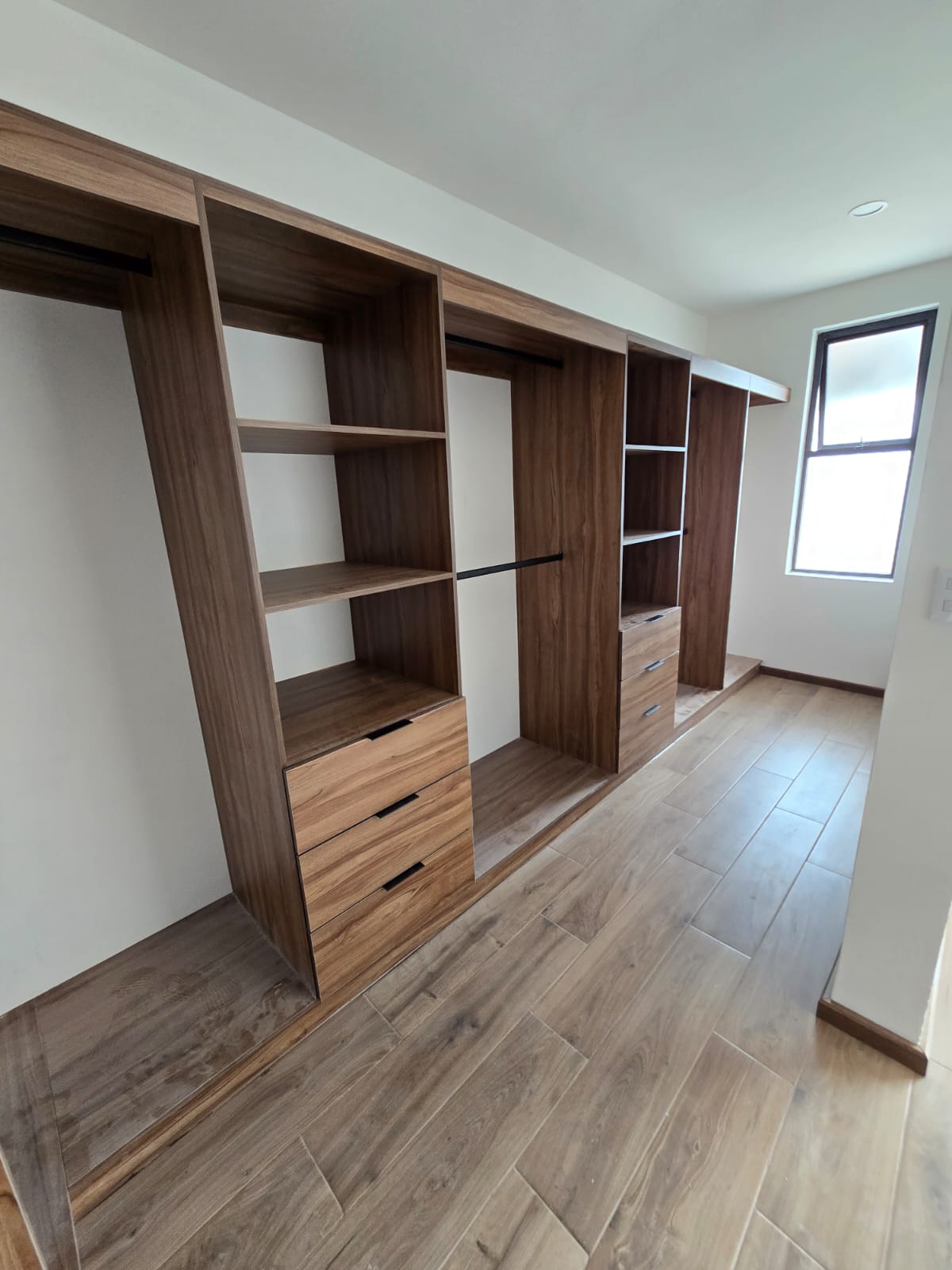CASA EN VENTA EN CAÑADAS DEL BOSQUE TRES MARIAS, MORELIA
