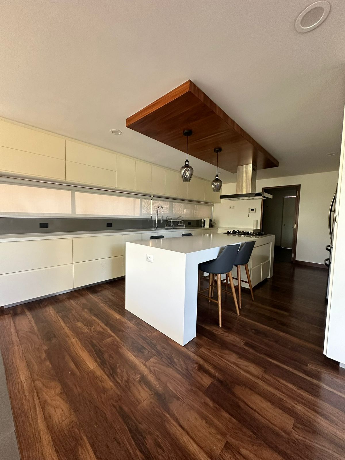 CASA AMUEBLADA EN RENTA EN CLUB Y DENTRO DEL CAMPO DE GOLF ALTOZANO, MORELIA