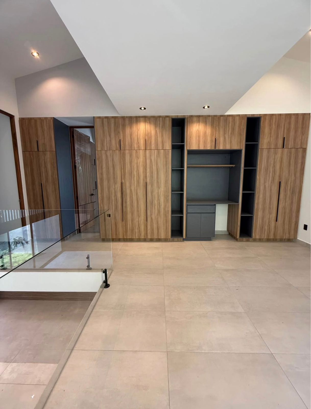 CASA EN VENTA/RENTA EN CLUB Y DENTRO DEL CAMPO DE GOLF ALTOZANO, MORELIA