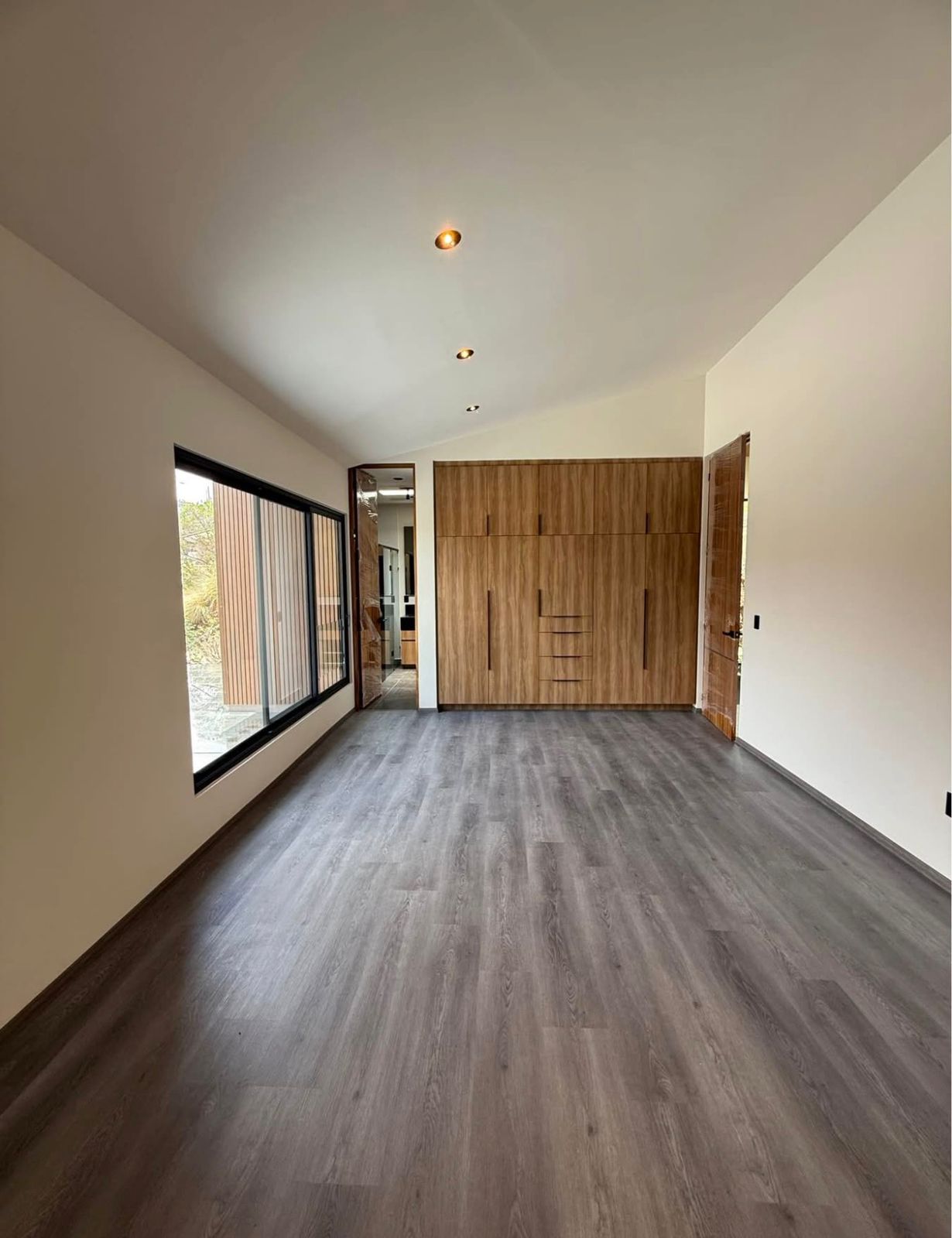 CASA EN VENTA/RENTA EN CLUB Y DENTRO DEL CAMPO DE GOLF ALTOZANO, MORELIA