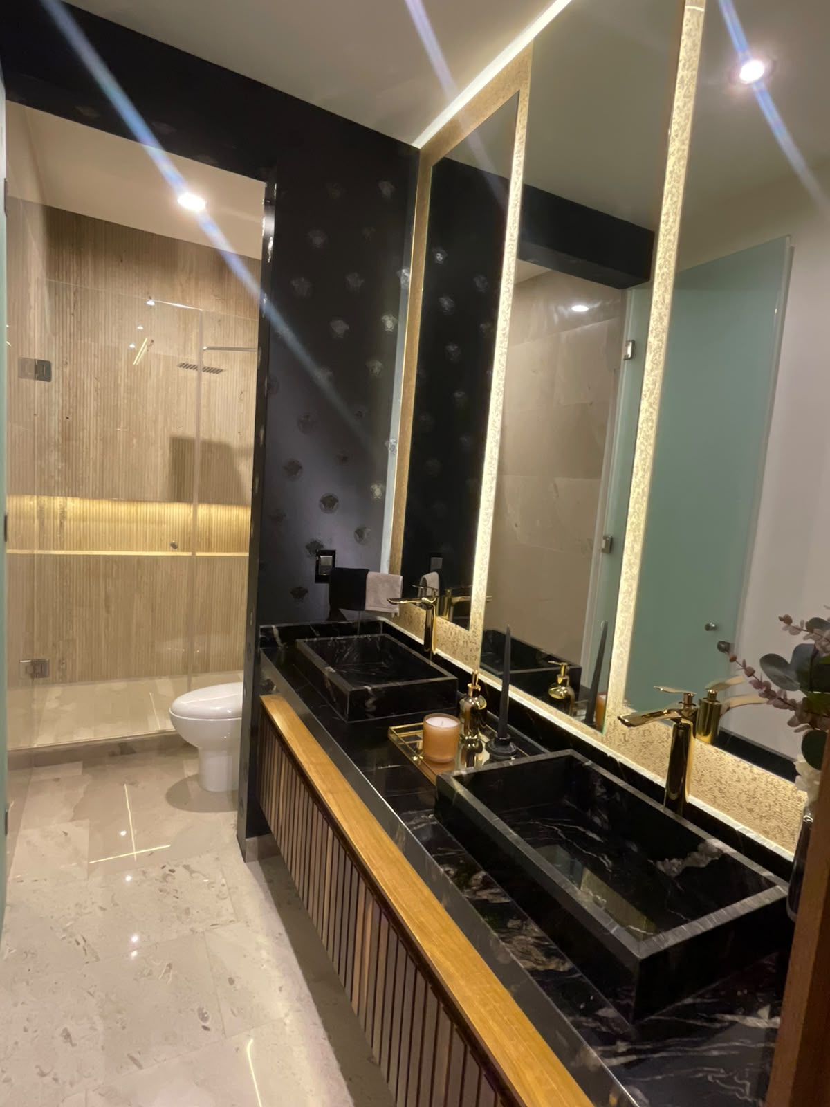 CASA SEMIAMUEBLADA EN RENTA EN CLUB Y DENTRO DEL CAMPO DE GOLF ALTOZANO, MORELIA