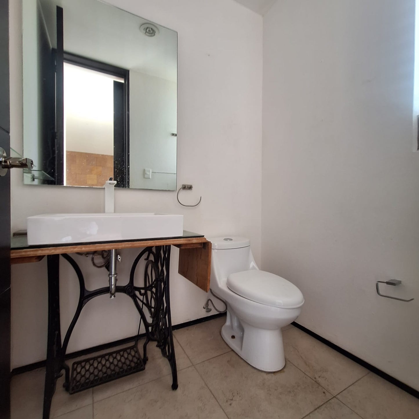 CASA EN RENTA EN ALTOZANO, MORELIA