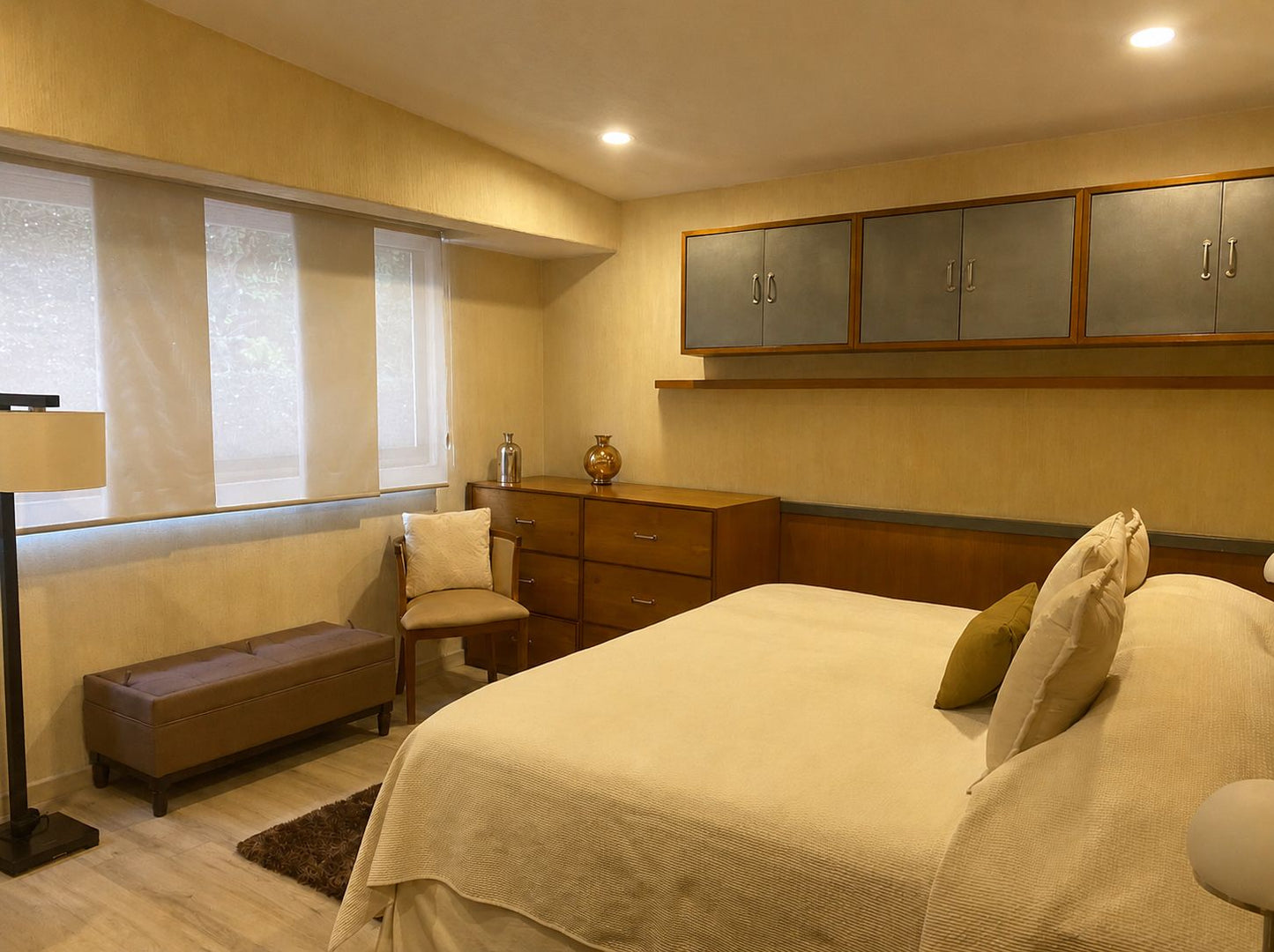 CASA RESIDENCIAL DE LUJO EN VENTA EN ALBERTO OVIEDO MOTA, MORELIA